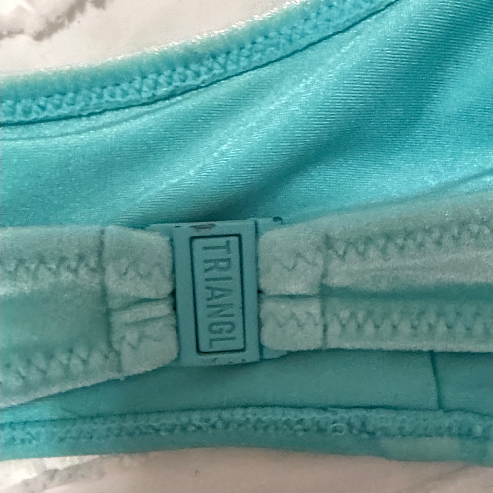 Triangl Swimwear Aqua Bra - Picture 7 of 7